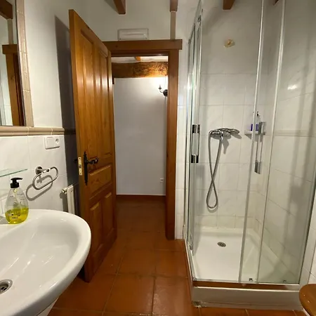 La De Bienvenida Tezanos