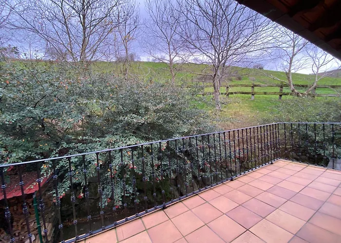 La De Bienvenida Tezanos